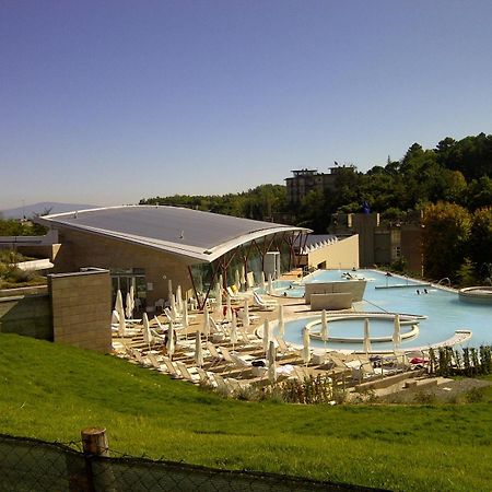 Agriturismo Casa Rossa Chianciano Terme Exterior foto